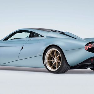 Das Design der Codalunga-Heckpartie orientiert sich an der Formensprache von Le-Mans-Rennwagen der 1960er-Jahre.(Bild:  Pagani)