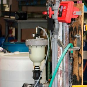 The new ARO automated controller’s remote operating capabilities provide a user friendly touch-and-go system that allows operators to perform other tasks while the tanks are filling.