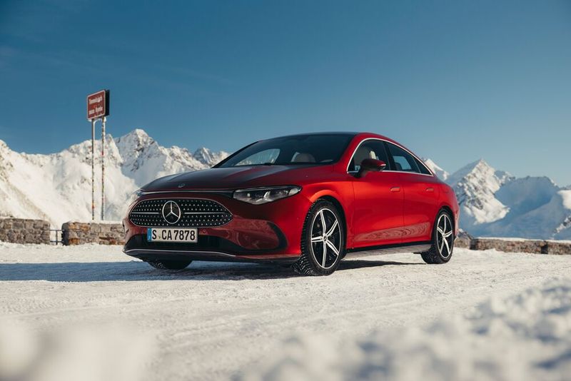 Auf den elektrischen Mercedes CLA folgt nun der Verbrenner. (Bild: Mercedes-Benz)