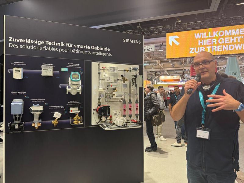 Siemens Schweiz zeigt an der Swissbau 2026 in Basel das umfassende Portfolio seiner Elektro-, Gebäude- und Sicherheitstechnik.  (Bild: Anne Richter, VCG)