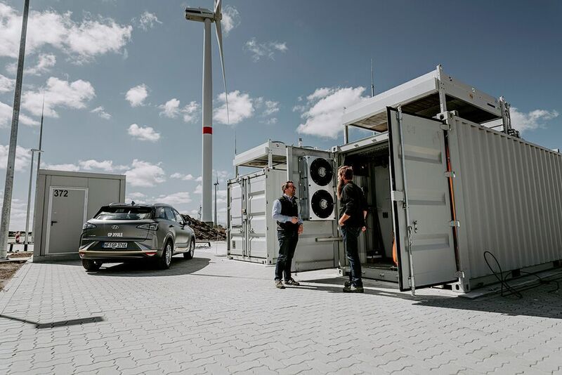 Geplant ist aut Norddeutscher Wasserstoffstrategie, dass bereits 2025 mindestens 500 Megawatt Elektrolyseleistung zur Erzeugung von grünem Wasserstoff installiert sind. (GP Joule)