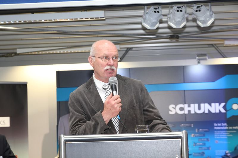 Unter dem Motto „Mehr Wert – mehr Wissen – mehr Weiler“ lud der Maschinenbauer Weiler am 24. und 25. Juni zu seinen Industrie- und Ausbildungstagen. (Bild: Sonnenberg)
