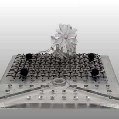 The new process allows the same support structures to be reused over multiple printing operations. (Source: MIT)