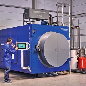 Die vollautomatischen Dampf-Autoklaven werden von MK Technology in fünf verschiedenen Standardgrößen angeboten. (Bild: Volker-Rost.de)