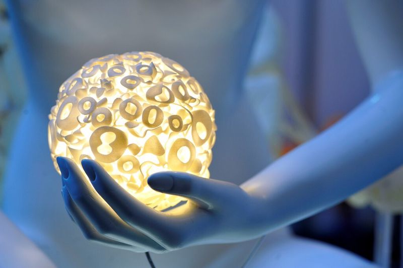 Blick in die Kugel: Designerstück von Lionel T Dean auf der Rapidtech 2009. (Bild: Messe Erfurt)