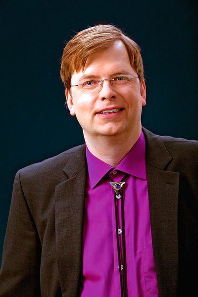 „Unser humanoider Fabrikarbeiter ist sofort einsatzbereit und lässt sich schnell durch einfachstes Konfigurieren neuer Aufgaben in andere Produktionsabläufe integrieren“, sagt Matthias Krinke, Geschäftsführer der pi4 robotics GmbH. (pi4 robotics)