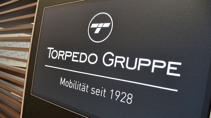 Fahrzeuge kaufen oder auch mieten: Das ermöglicht die Torpedo-Gruppe heute schon über ihre Plattform „Torpedo Connect“. Bald soll die Buchung von Serviceterminen dazukommen. (Bild: Achter/»kfz-betrieb«)