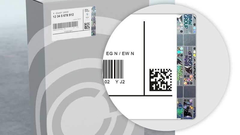 Die Anti-Fälschungslösung arbeitet mit speziellen Prüfwerkzeugen und einer Authentifizierungs-App, die nur autorisierten Personen zugänglich sei.(Bild:  Kurz Scribos)