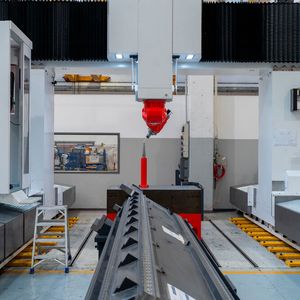 Universal bi-rotary head with automatic millesimal positioning(Source:  Mecof)