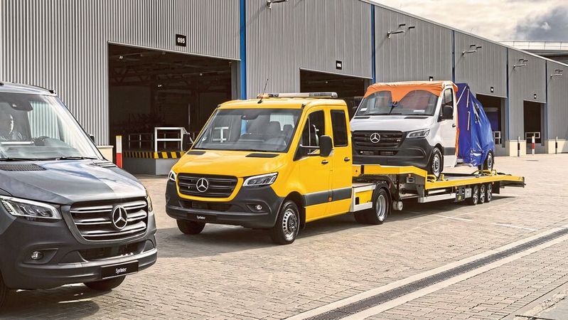 Nutzer müssen für Autos, die unbefugt auf Privatgrund abestellt und deswegen abgeschleppt werden laut BGH nich nur die Abschleppkosten tragen – sondern auch noch den finanziellen Aufwand für die Verwahrung der Fahrzeuge danach.(Bild:  Daimler)