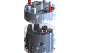 Die patentierte automatisierte Kupplungsmechanik (AKM) verbindet die Kupplungsteile ohne zusätzlichen Hub. Da die Stirnseiten eben sind, genügt ihr der vorhandene Spalt des entkuppelten Zustandes um eine Drehbewegung auszuführen. (Bild: Hydrokomp)