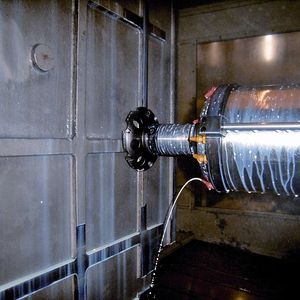 Bild 2: Nach der Aktivierung sorgt der Elektropermanentmagnet für sicheren Halt auch ohne Strom.