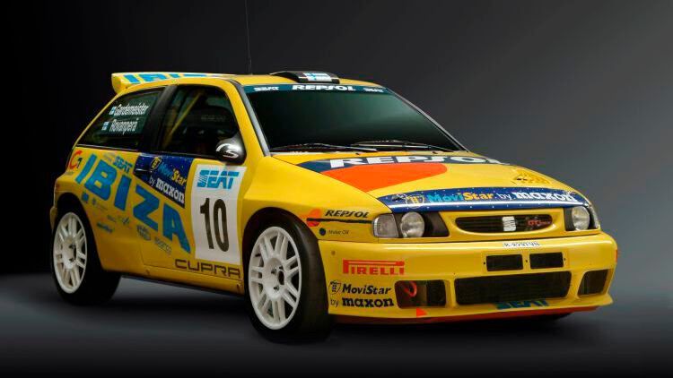 Für die etwas jüngeren Automobilfans: Mit dem Ibiza Kit Car sicherte sich Seat zwischen 1996 und 1998 drei Rallye-WM-Titel in Folge. Der 2-Liter-Motor leistete 250 PS gemäß Gruppe-A-Reglement. (Bild: ERF)