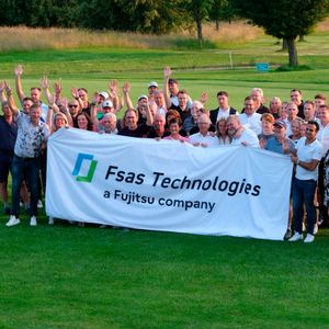 Das Fsas-Team zeigte den Partnern im Rahmen des Fsas-KI-Workshops nicht nur das Potenzial generativer KI. Auch der Dialog, zukünftige Zusammenarbeit, Teamwork und Teamplay standen im Fokus – das zeigte sich auch beim anschließenden Golfturnier. (Bild: Fsas)