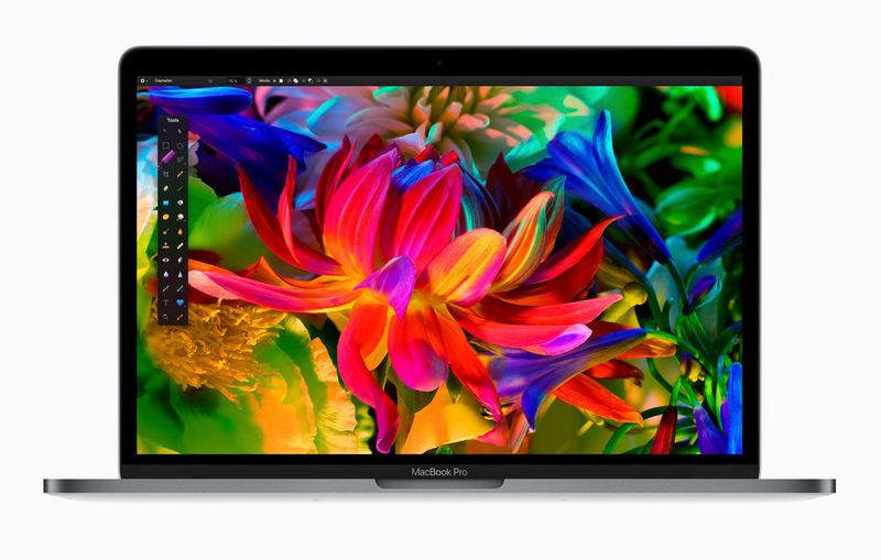 Die Retina-Displays der MacBook-Pro-Baureihe zeigen nun einen größeren Farbumfang an und sie sind mit bis zu 500 Nits heller geworden. (Apple)