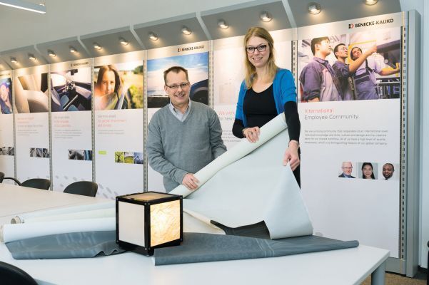 Arbeiten gemeinsam an neuen Lösungen: Entwickler Dirk Mielke und Designerin Kristina Hahn. (Continental)