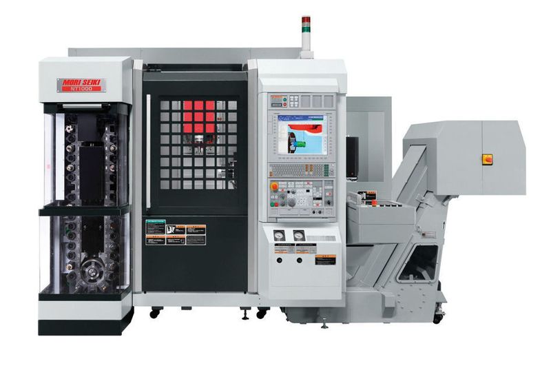 Die B-Achse des neuen Fräs-Drehzentrums NT 1000 wird spielfrei mit einem Direktmotor angetrieben und die Oktagonal-Ram-Konstruktion sorgt für eine extreme Steifigkeit in der Y-Achse. Bild: Mori Seiki (Archiv: Vogel Business Media)