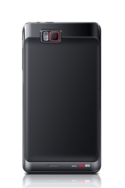 Das 5,3 Zoll große Haier-Gerät ist ein Mix aus Smartphone und Tablet. (Archiv: Vogel Business Media)