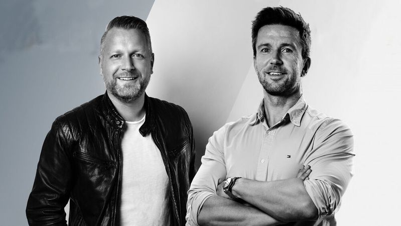 Sebastian Fuchs (li.), Manheim Express, und Rick Cebulla, Pkw Now, mischen unter dem Dach von Cox Automotive das B2B-Geschäft mit Gebrauchtwagen in Europa auf.(Bild:  Cox Automotive)