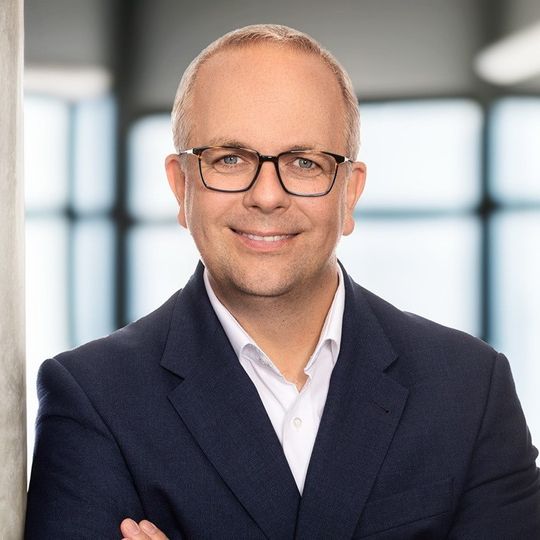 Oliver Riehl von Navex warnt vor dem erhöhten regulatorischen Druck auf Unternehmen.(Bild:  Navex)