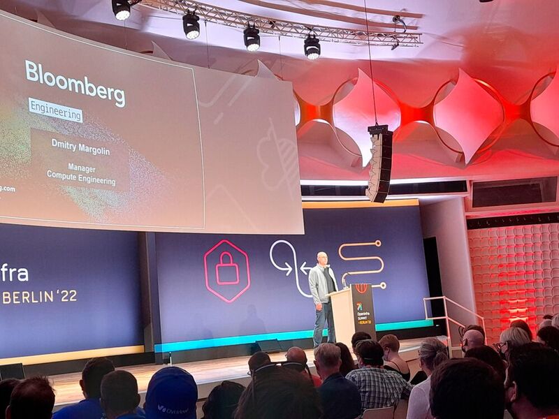 Dmitry Margolin, Systems Team Leader bei Bloomberg, berichtete, dass man bereits seit 2013 aktiver Mitwirkender und Nutzer von OpenStack sei. 