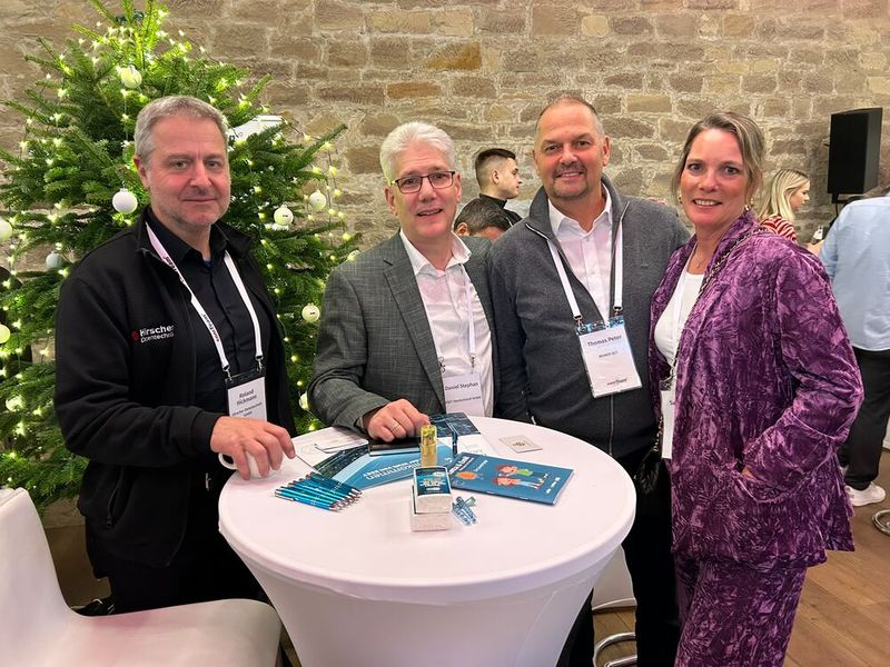 (V. l.) Roland Hickmann (Hirscher Datentechnik), Daniel Stephan (Eset), Thomas Peter (Reiner SCT) und Sandra Balz (Kiwiko)  (Bild: Vogel IT-Medien)