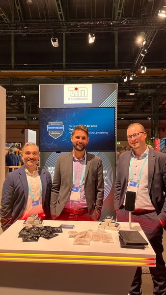 TIM und Dell vebindet eine starke Partnerschaft: (v. l.) Ergin Yalcinkaya, Jens Jüngling, Marius Hornung (alle TIM) (Bild: Vogel IT-Medien GmbH)