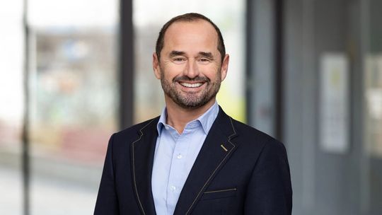 Eric Verniaut: „Die Übernahme des Marktführers unterstreicht auch, dass wir im Zuge unserer Internationalisierung der bewährten Best-of-breed-Strategie treu bleiben.“(Bild:  Proalpha Group GmbH)
