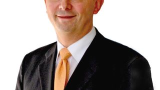 „Mit Hilfe unseres modularen Bohrsystems gelang es, bei Lagerringen und Gehäusen die Bearbeitungszeit im 
Vergleich zum Wettbewerb um 50% zu reduzieren“, sagt Michael Grimm, Director Advanced Engineering Europe bei der 
Kennametal Technologies GmbH. (Archiv: Vogel Business Media)