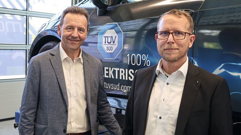 Jürgen Wolz (links) und Philip Puls(Bild:  Diehl – VCG)