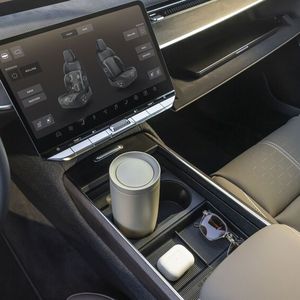 Stauraum gibt es in Hülle und Fülle.(Bild:  Lucid)