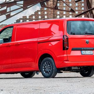 Mit 13 Karosserieversionen, Front,- Heck- und Allradantrieb sowie diversen Ausstattungsversionen ist das Modellangebot so breit aufgestellt wie noch nie.(Bild:  VW)