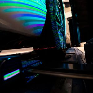 (JOHN E.SMITH[millermedia])