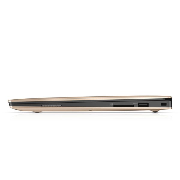 Das Gehäuse des 13,3-Zöllers XPS 13 ist kaum größer als das gängiger 11,6-Zoll-Notebooks. Zu den Schnittstellen zählt auch Thunderbolt 3. (Dell)