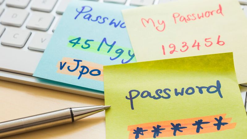 Die häufigsten Passwörter in Deutschland sind nach einer Auswertung geleakter Daten einfache Kombinationen wie „123456“ und „123456789“, die eine Einladung für Hacker darstellen und Sicherheitsrisiken bergen.(Bild:  vinnstock - stock.adobe.com)