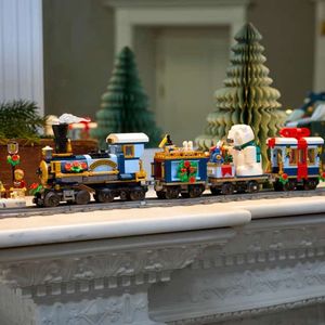 Lego debuts its first mass-produced 3D-printed element aboard the Holiday Express Train.(Source:  Lego)