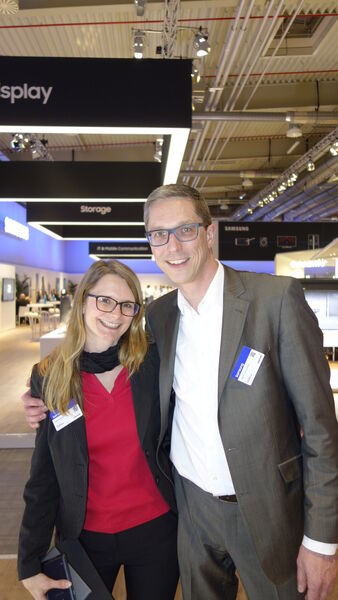 Julia Engelhard und Björn Schönfeldt, Samsung  (Bild: IT-BUSINESS)