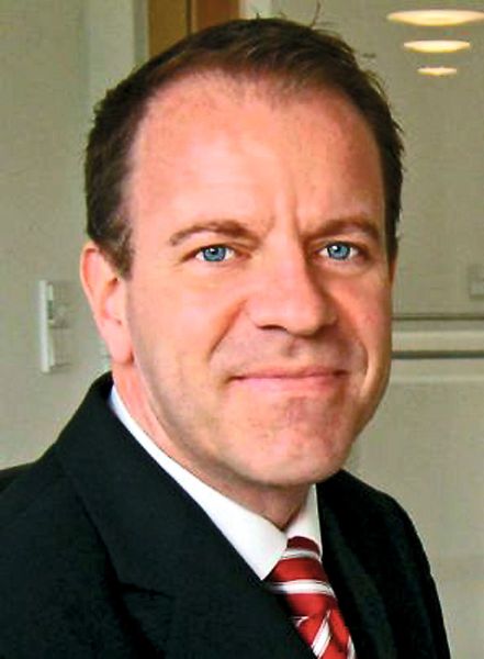 Sieht Gewerkschaftseinfluss prinzipiell immer negativ: Prof. Dr. Florian Klug von der Hochschule München.  (Bild: Hochschule München)