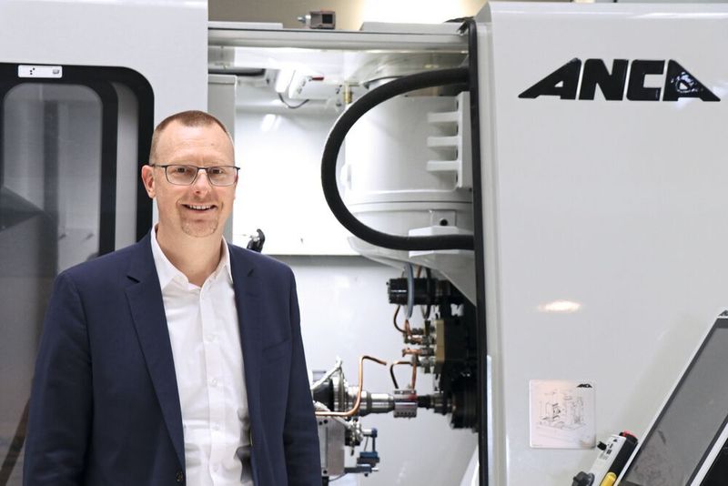 Martin Winterstein, neuer Vertriebsleiter der Anca Europe GmbH: «Ich freue mich auf die Arbeit bei einem global führenden Unternehmen in der Zerspanungsindustrie. In der Branche ist Anca bekannt für Präzision und Performance. Nicht zuletzt auch wegen meiner langjährigen Erfahrung in der europäischen Fertigungsindustrie sehe ich gerade hier grosses Potenzial und Wachstumschancen für Anca. Europa ist eine Hightech-Region mit einzigartigen Kundenbedürfnissen – und Anca verfügt über das Knowhow, um Werkzeugherstellern die passenden Premium-Lösungen zu bieten.» (Anca)