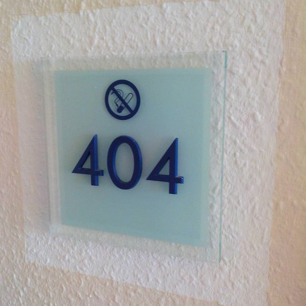 ist der Fehlercode, der dadurch entstanden sein soll, dass der für Fehler zuständige Server im Raum 404 im CERN stand. Das ist jedoch eine moderne Sage. In Wirklichkeit ist er lediglich einer von 27 verschiedenen Fehlercodes, die im HTTP-Standard als „Client-Fehler“ festgelegt sind. (Bild: gemeinfrei)