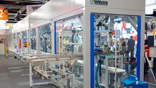 Auf der diesjährigen Fachpack zeigt R.Weiss u.a. eine Unirob Pickerlinie mit integriertem Unirob Aufrichter (Untermischungssystem). (Bild: R. Weiss)