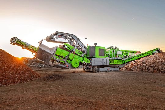 Mobile Brechanlage Giporec R100 FDR Giga von Gisler. Mobile Brechanlage Giporec R100 FDR Giga von Gisler.