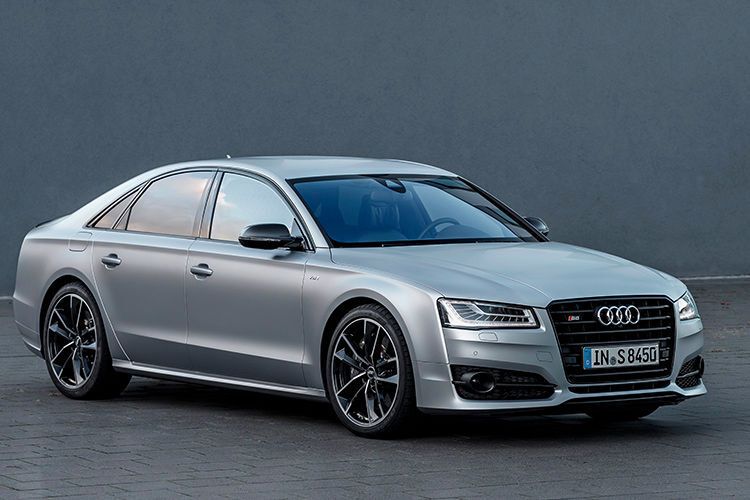605 PS katapultieren den S8 Plus in 3,8 Sekunden auf 100 km/h. (Foto: Hersteller)