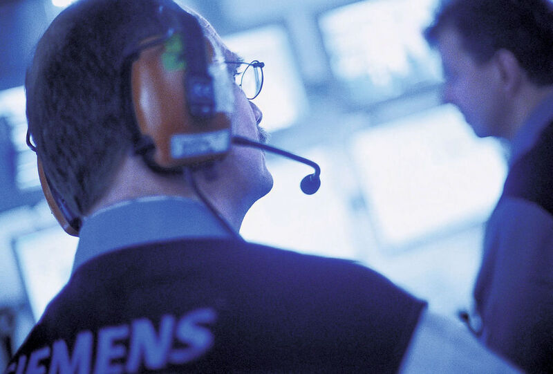Bild 2: Um im Bedarfsfall eine schnelle Unterstützung anfordern zu können, kann der direkte Fernzugriff auch für einen Servicetechniker freigegeben werden.  Bild: Siemens (Archiv: Vogel Business Media)