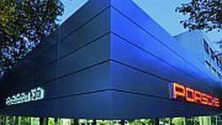 Die Unternehmensgruppe Fleischhauer-Franz investierte drei Millionen Euro in ihr Porsche-Zentrum. (Fleischhauer-Franz)