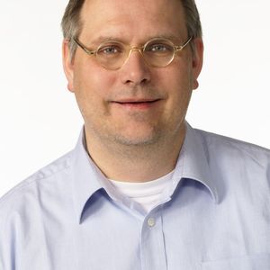 Der Marktforscher Pascal Matzke, Vice President bei Forrester Research, gibt in seinem Vortrag „Enterprise Mobility und neue Wertschöpfungsketten im digitalen Zeitalter“ zahlreiche Tipps.(Bild:  Forrester Research)