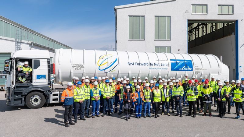 Linde hat einen Trailer für flüssigen Wasserstoff entwickelt.(Bild:  Linde)