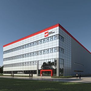 Bild 1:  Einer von mehreren weltweiten Fertigungsstandorten ist das Werk im chinesischen Shenyang. Nach dem Baubeginn im September 2021 wurde das Werk mit einer Nutzfläche von mehr als 11.000 m2 im Juli 2023 eröffnet. (Bild: Würth Elektronik)