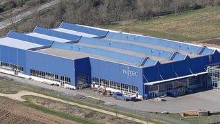 An ihrem Standort im Gewerbepark Breisgau kann die Witec AG den hohen technischen und logistischen Anforderungen ihrer Kunden gerecht werden. Bild: Witec (Archiv: Vogel Business Media)