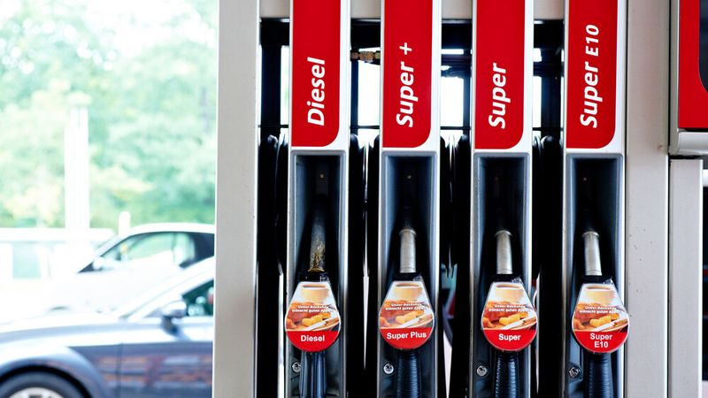 Tanken ist teuer wie nie zuvor. Die Regierung will Bürger daher bei Energiekosten entlasten.(Bild:  BDBe Bundesverband der deutschen Bioethanolwirtschaft)
